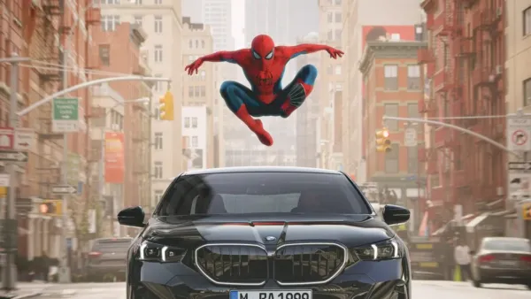 Yeni Spider-Man Filminin Reklamları BMW Araçlarının Gösterge Panelinde Görünüyor