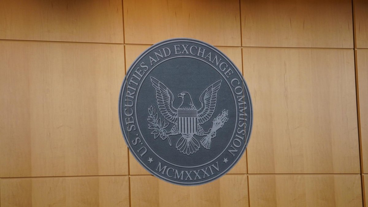 SEC, CME'nin İtirazının Ardından Nasdaq'ın Bitcoin Opsiyonları Onayını Yeniden İnceleyecek