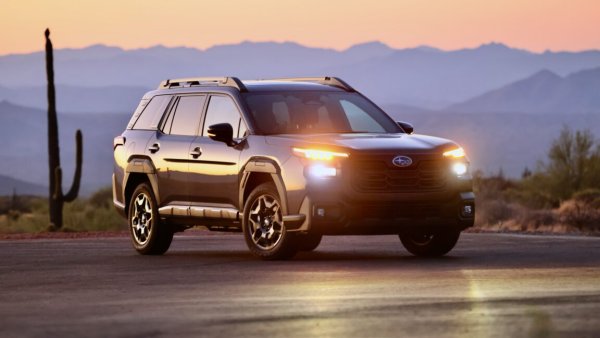 2026 Subaru Outback İncelemesi: İç Mekanda Büyük Başarı, Sürüşte İyileştirme, Tasarımda Tartışma