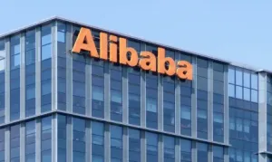 Alibaba, Yapay Zeka Harcamalarını Artırırken Ajans Ticaretine Odaklanıyor