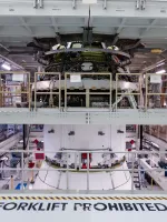 Artemis III Orion Mürettebat ve Servis Modülleri Birleştirildi