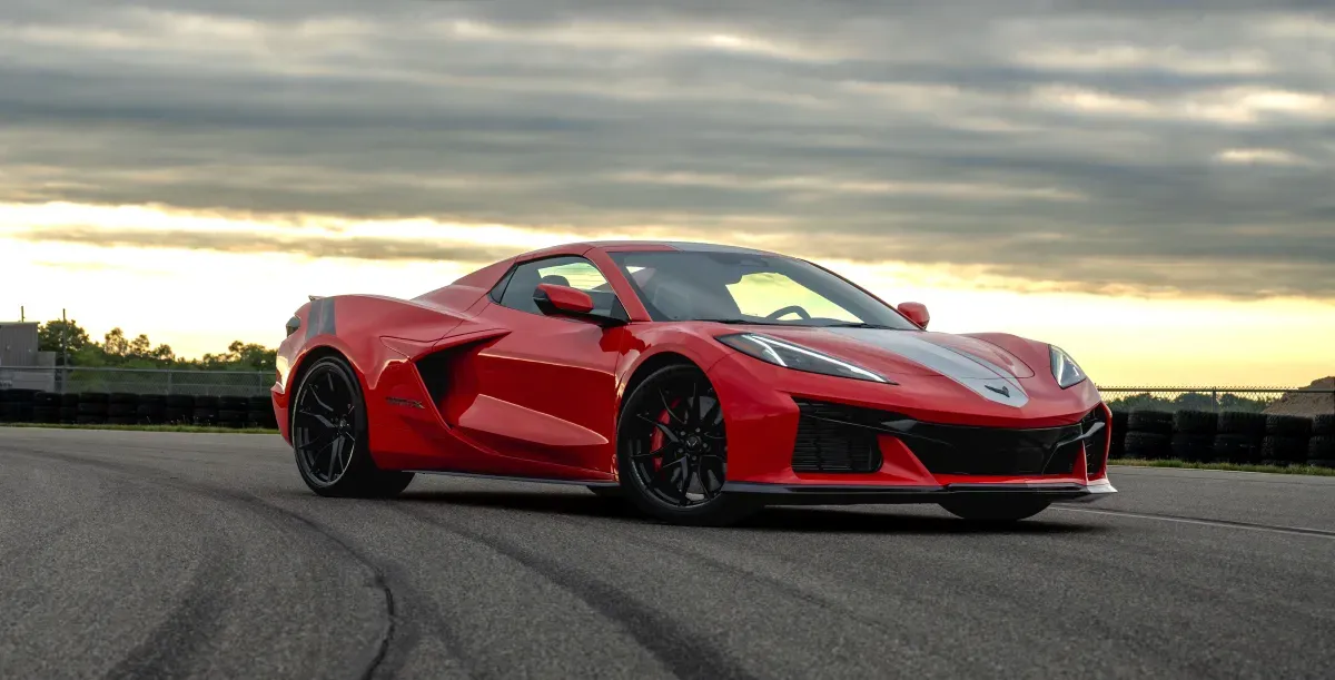 Corvette Grand Sport X: Porsche 911 Performansını Ucuz Fiyata Sunan Bir Araba