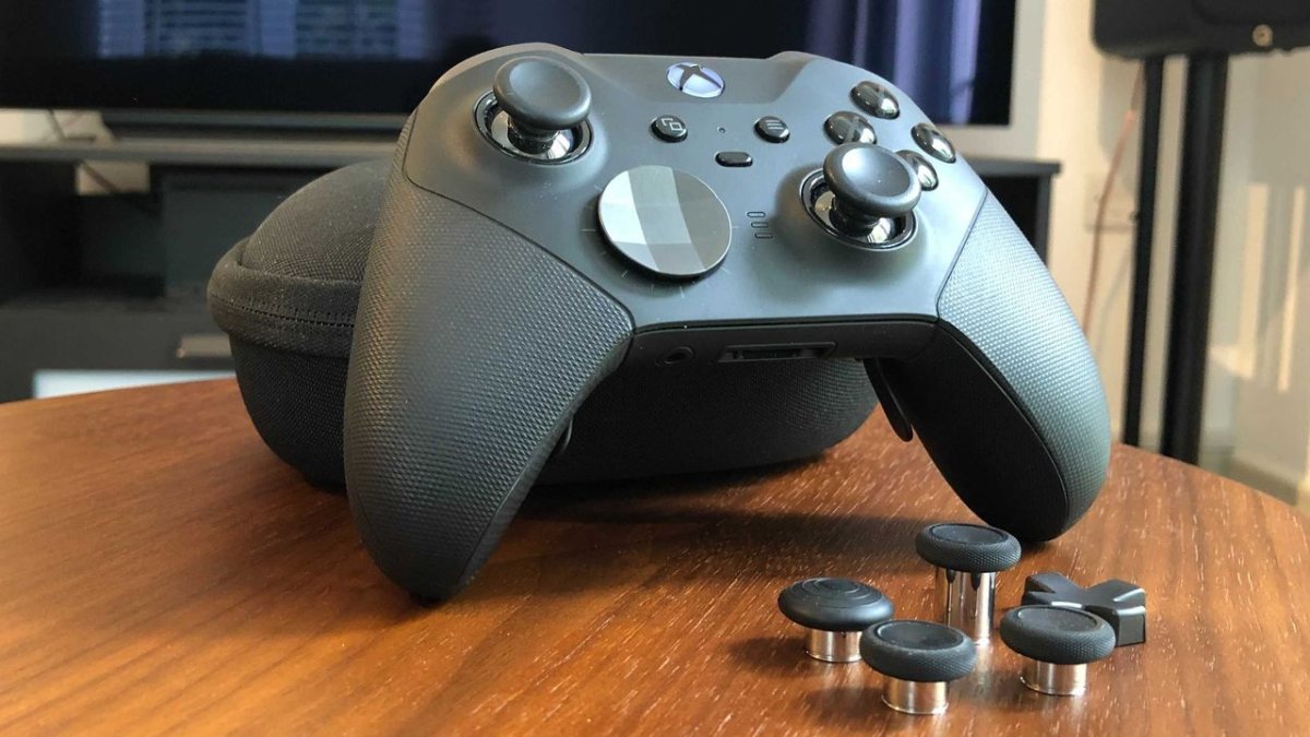 Xbox Elite Serisi 3 Kontrolcü, Xbox'un Zorlu Donanım Satışlarını İyileştirebilir Mi?