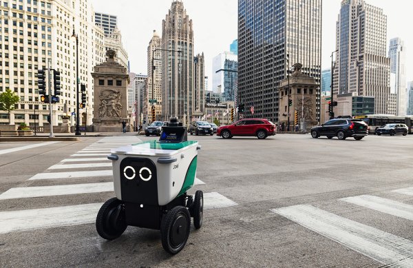 Serve Robotics, Otonom Teslimat Robotlarını Grubhub İş Birliğiyle Sokaklara Çıkarıyor