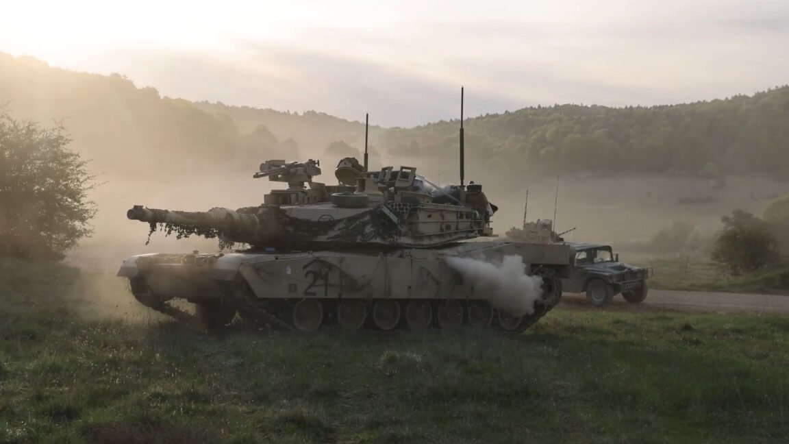 Ukrayna dronları canlı tatbikatta ABD'nin tüm tank tugayını yok etti