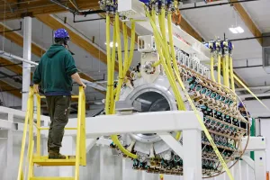 Pacific Fusion'ın Yeni Füzyon Makinesi Ticari Enerji Üretiminde Kritik Bir Eşiği Aşmaya Hazırlanıyor
