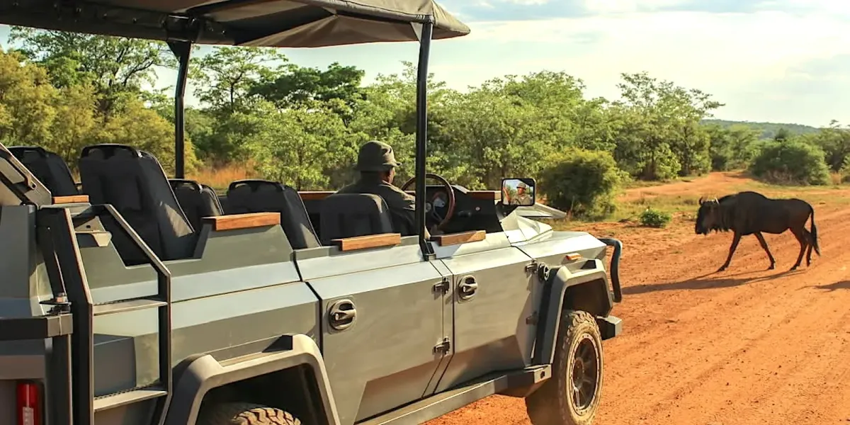 Sneaky Safari: Thula Solutions'un Elektrik 4x4 Araçları Doğayla Yakınlaşmanı Sağlıyor