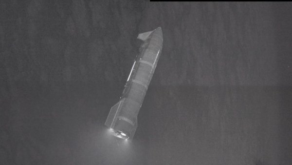 SpaceX'in Starship'i Uzayda Yeni Nesil Starlink Uydusu Tarafından Görüntülendi