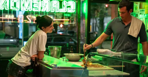 One Night Only Filminin Teknoloji Destekli Cinsellik Distopyasını İncelemek