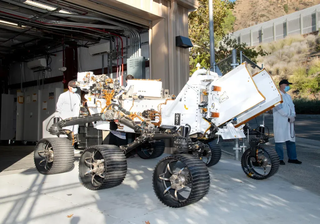 Ay'a Gönderilen Mars Aracılarının Yeniden Kullanımı 1 Milyar Doların Üzerinde Maliyete Sahip Olabilir