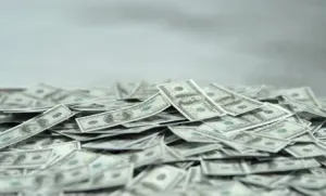 Faiz Oranları %3'ün Üzerinde: CFO'lar için Nakit Tahmin Hatalarının Gerçek Bir Fiyat Etiketi Var