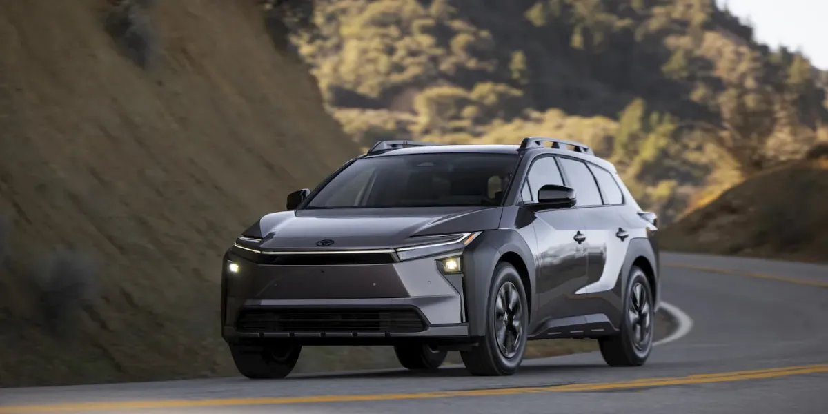 2027 Toyota bZ Woodland Elektrikli SUV, 45.380 Dolarlık Başlangıç Fiyatı ve Dört Çeker Sistemiyle Geliyor