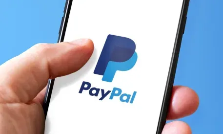 PayPal'ın yeni CEO'su 50 milyar dolarlık satın alma girişimi sekteye uğrayınca tek başına ilerlemeye bahse giriyor