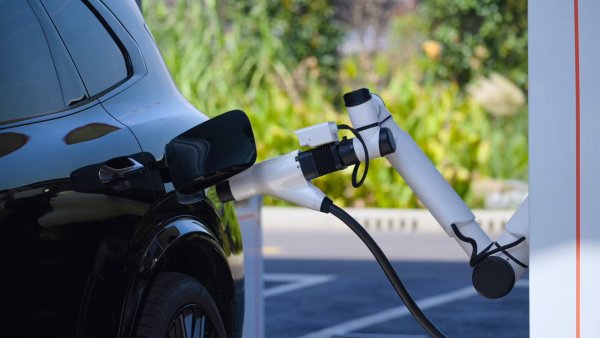 ABD, Çin 70'e 5 dakikanın altında şarj yaparken elektrikli araç şarj hızlarında geride kalıyor