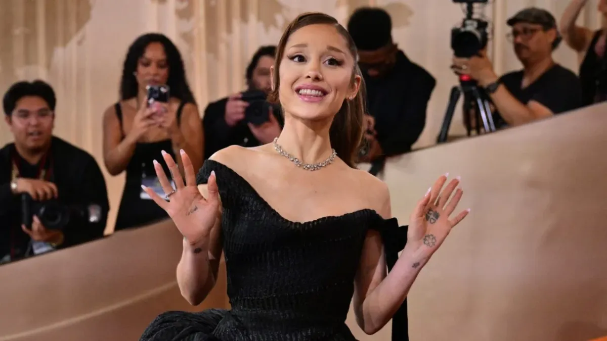 Ariana Grande Neden Final Fantasy Resonance'ta Yer Almayacak?