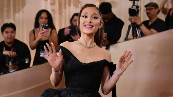 Ariana Grande Neden Final Fantasy Resonance'ta Yer Almayacak?
