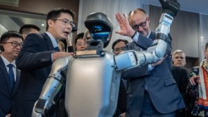 Unitree kurucusunun maliyet kısma takıntısı ucuz insansı robotlarda liderliği getirdi
