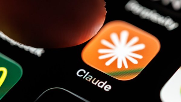Claude Kullanıcıları Biyolojik Silah Araştırmaları İçin Güvenlik Önlemlerini Aşmanın Yolunu Buldu