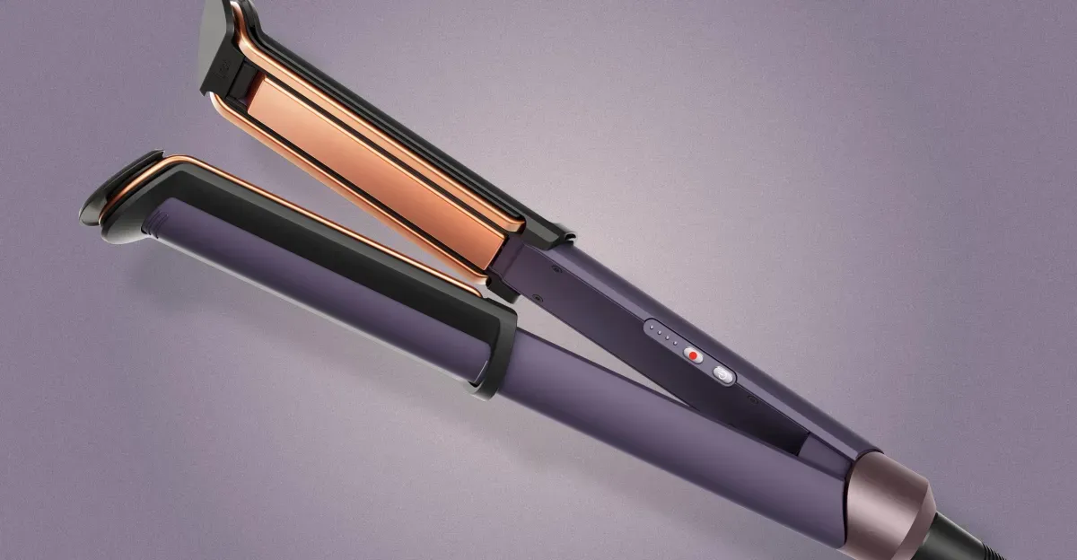 Dyson, Saç Hasarını Azaltmak İçin Sıvı Soğutmalı Yeni Düzleştiricisini Tanıttı