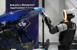 Boston Dynamics, Atlas insansı robotları eğitmek için Metaplant Uygulama Merkezi'ni açtı