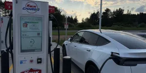 Minnesota'ya 41 Milyon Dolarlık Yatırımla 40 Yeni Hızlı Elektrikli Araç Şarj İstasyonu Kurulacak