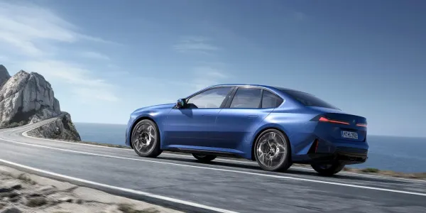 BMW yeni i3 için rezervasyonları öne çekti, ABD'de gelecek hafta başlıyor