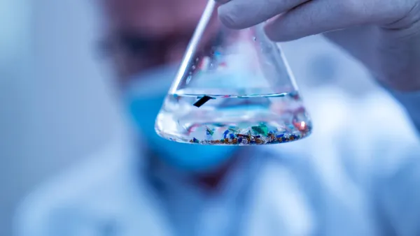 Plastik atık benzin ve dizel yakıtına dönüşüyor