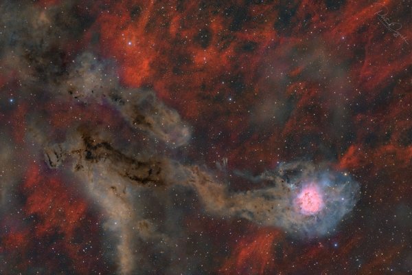 Apod: 2026 september 21 – Cocoon Nebula Wide Field