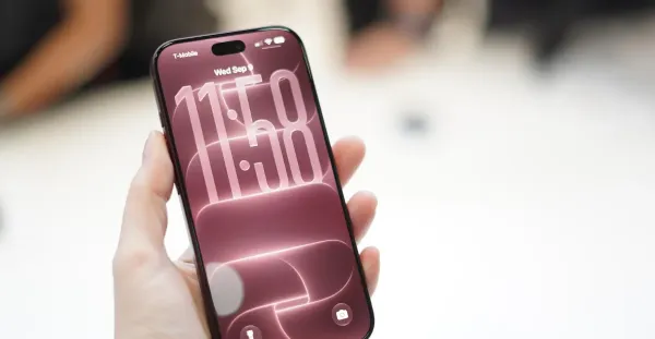 Apple iOS 27'yi Siri AI yenilemesiyle yayınladı