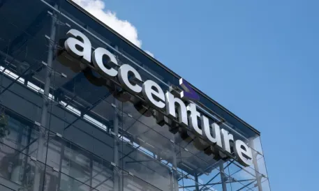 Google ve Accenture'dan Yapay Zeka Hamlesi: Müşterilere Özel Mühendis Desteği
