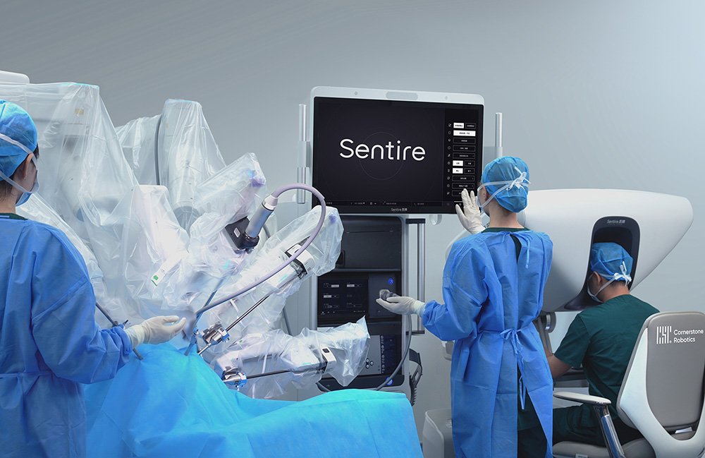 Medtronic, Cerrahi Ortağı Cornerstone Robotics'e 700 Milyon Dolar Yatırım Yaptı