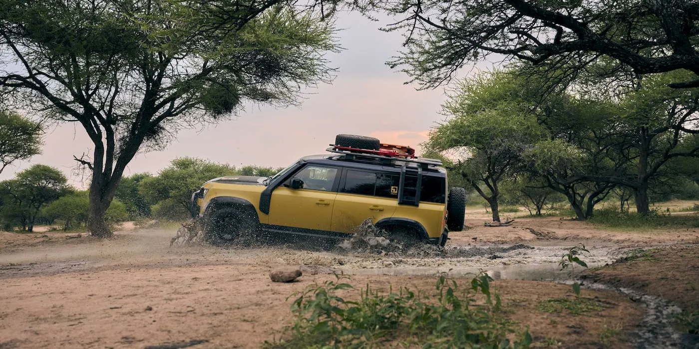 Defender-Sport-EV-spotted