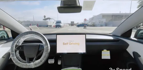 AB Tesla Full Self-Driving oylamasını en erken Aralık'a erteledi