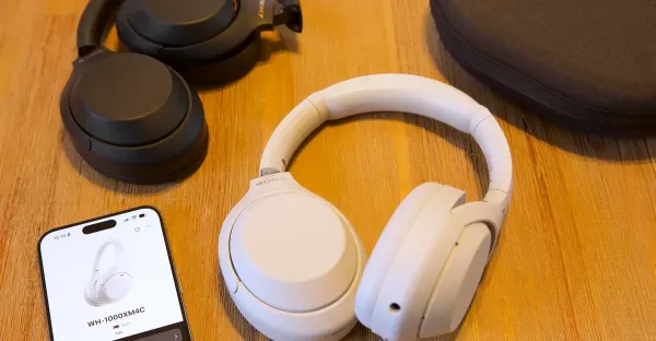Sony, Efsanevi XM4 Kulaklıklarını Altı Yıl Sonra Yeniden Raflara Çıkarıyor