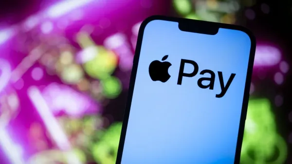 Apple Pay bugün Hindistan'da Axis Bank ile başlatılıyor