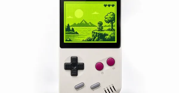 Kartuş oynatabilen bu Game Boy klonu Analogue Pocket'tan daha küçük ve daha ucuz