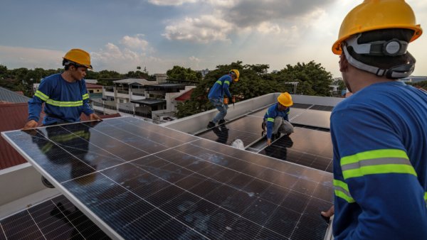‘Aşırı ucuz’: güneş enerjisi yükselişte
