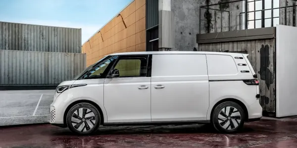 Volkswagen ID. Buzz Cargo uzun versiyonu yaklaşık 60 bin dolardan satışa çıktı