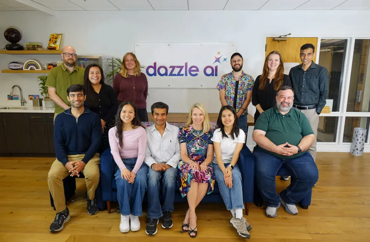 Dazzle ile Marissa Mayer, kameranızdaki fotoğrafların gelen kutunuzdan daha fazla bilgi verdiğini savunuyor