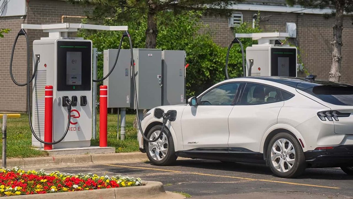 ABD'nin en hızlı büyüyen ağlarından birinde elektrikli araç şarjı daha kolay hale geldi