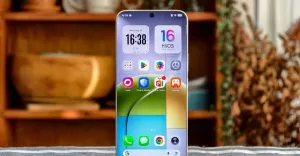 İnceledik: Gerçek anlamda çerçevesiz ilk akıllı telefon