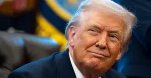 Donald Trump'tan yeni talimat: Yapay zeka yerine 'Süper Zeka' ifadesi kullanılacak