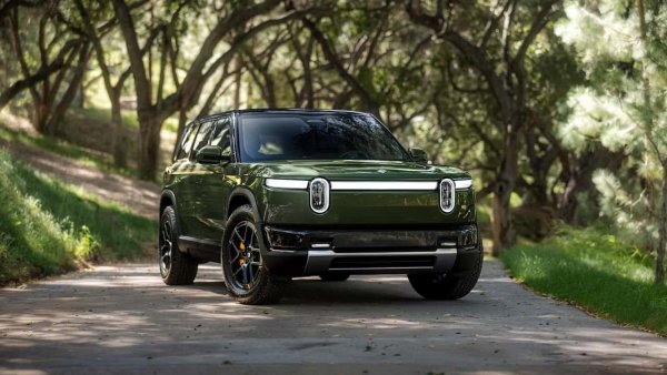 Rivian R2 ilk kez geri çağrıldı