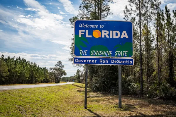 Saldırganlar Florida motorlu taşıt veri tabanını ele geçirip binlerce sürücü verisini yayınladı