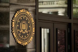 Hacking grubu ShinyHunters FBI'ı hacklediğini iddia etti, ajanların ve başvuru sahiplerinin verilerini çaldı