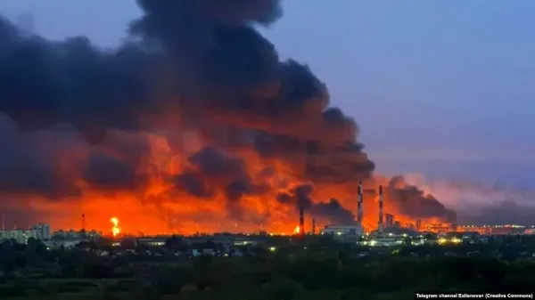 Rusya'da Ukrayna'nın petrol rafinerilerini havaya uçurmasının ardından elektrikli araç satışları ikiye katlandı