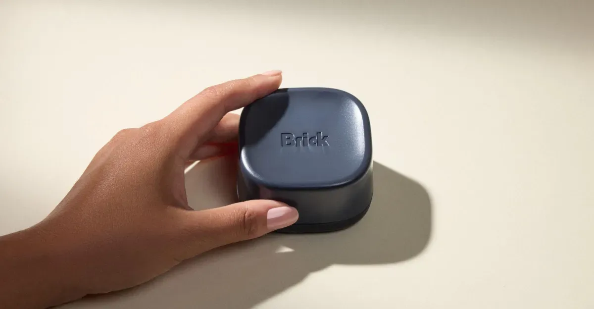 Brick'in yeni cihazı yatakta doomscrolling'i engellemek için tasarlandı