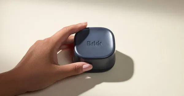Brick'in yeni cihazı yatakta doomscrolling'i engellemek için tasarlandı