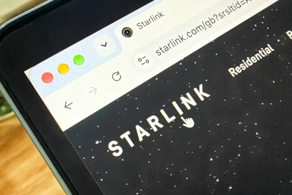 Elon Musk, Starlink'in Hindistan'da gecikmesi üzerine Ambani'nin etkisini sorguladı