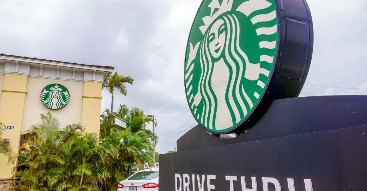 Starbucks, sürücü hizmetinde yapay zekayla kişiselleştirilmiş dijital menü test edecek